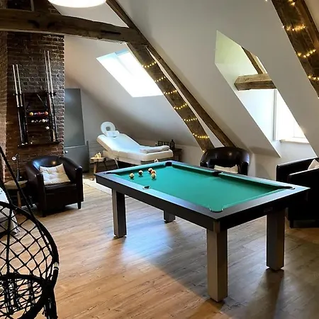 Appartement Loft Romantique - Balneo - Billard - Massage *