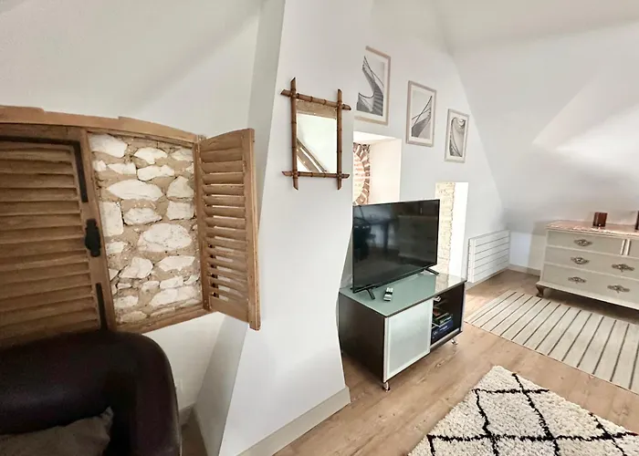 Loft Romantique - Balneo - Billard - Massage Apartment *