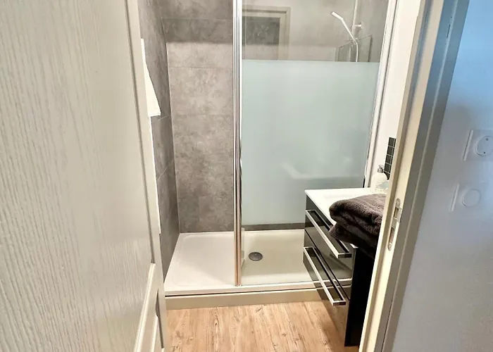 Loft Romantique - Balneo - Billard - Massage Apartment