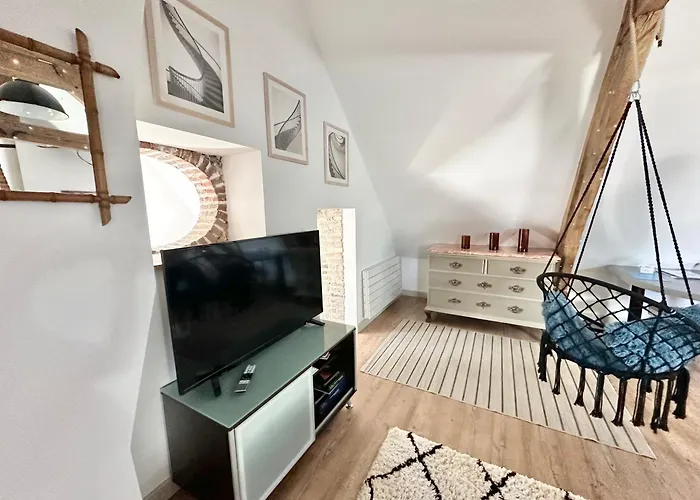 Loft Romantique - Balneo - Billard - Massage